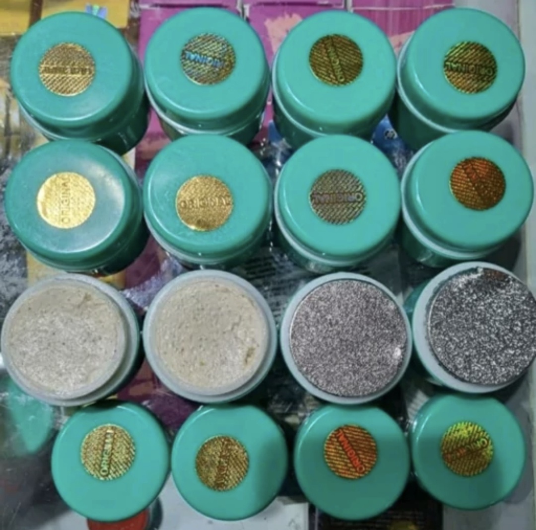 کرم vip روشن کننده صورت و بدن